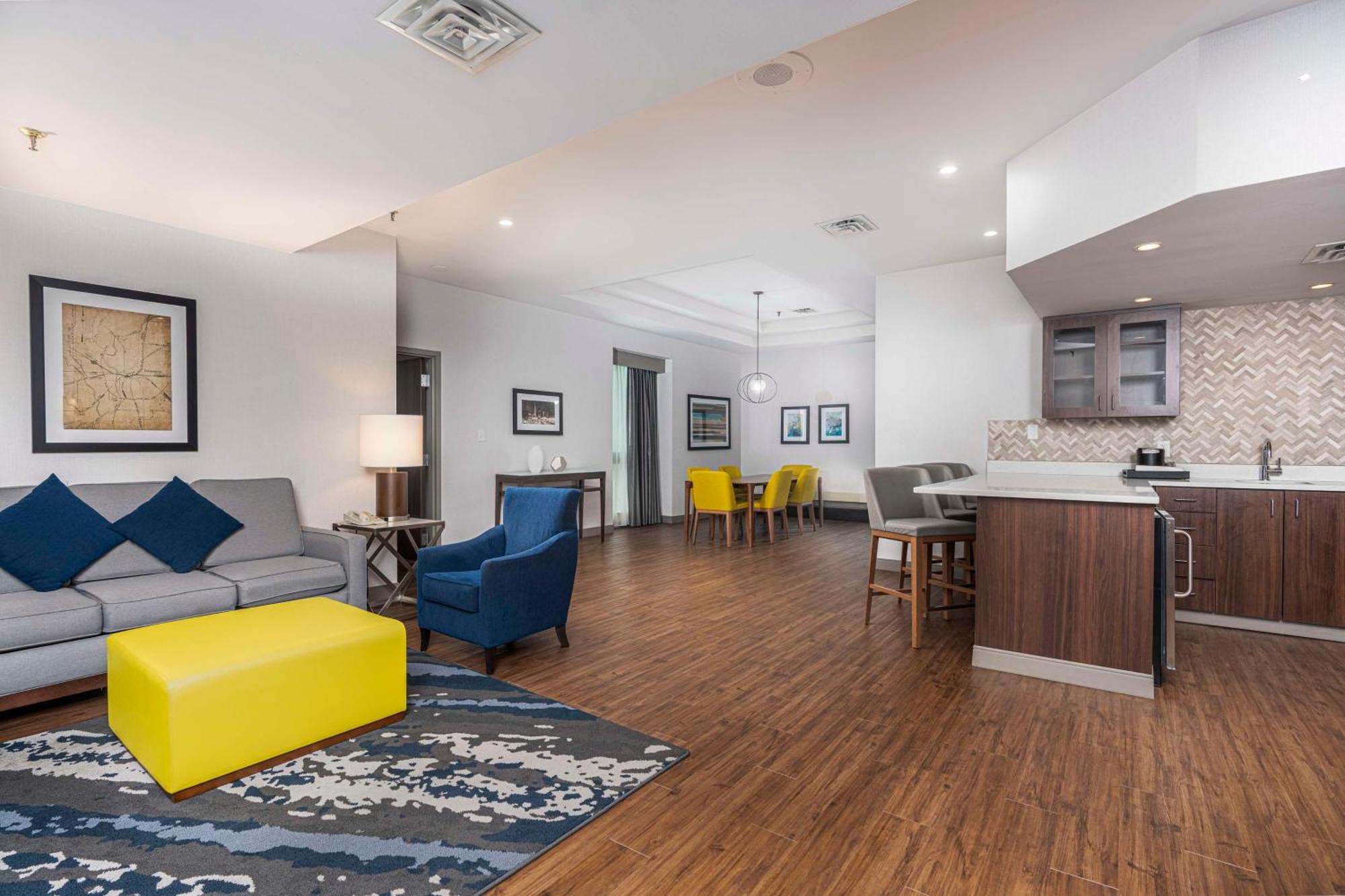 Embassy Suites By Hilton Indianapolis Downtown Bagian luar foto