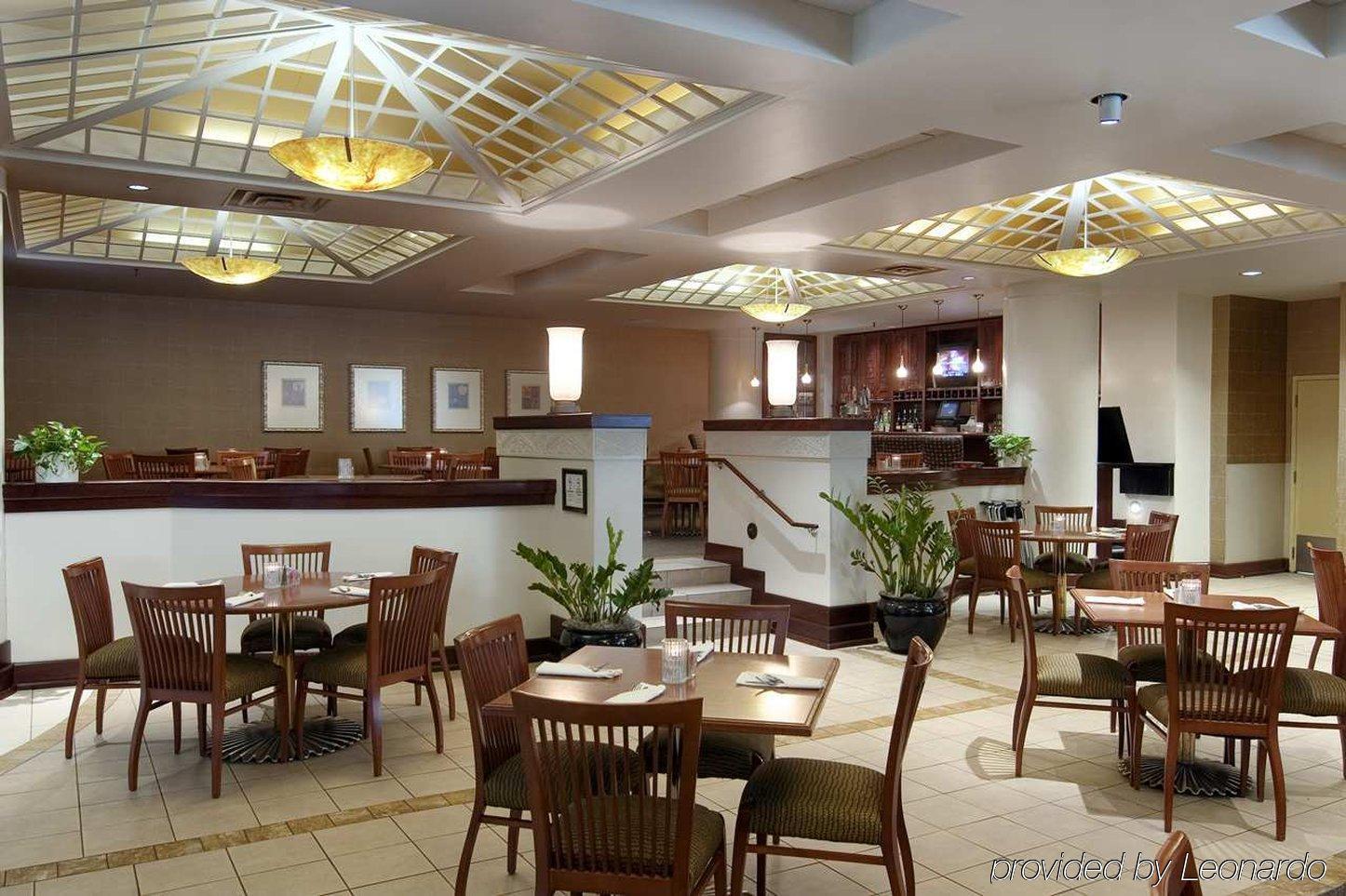 Embassy Suites By Hilton Indianapolis Downtown Restoran foto